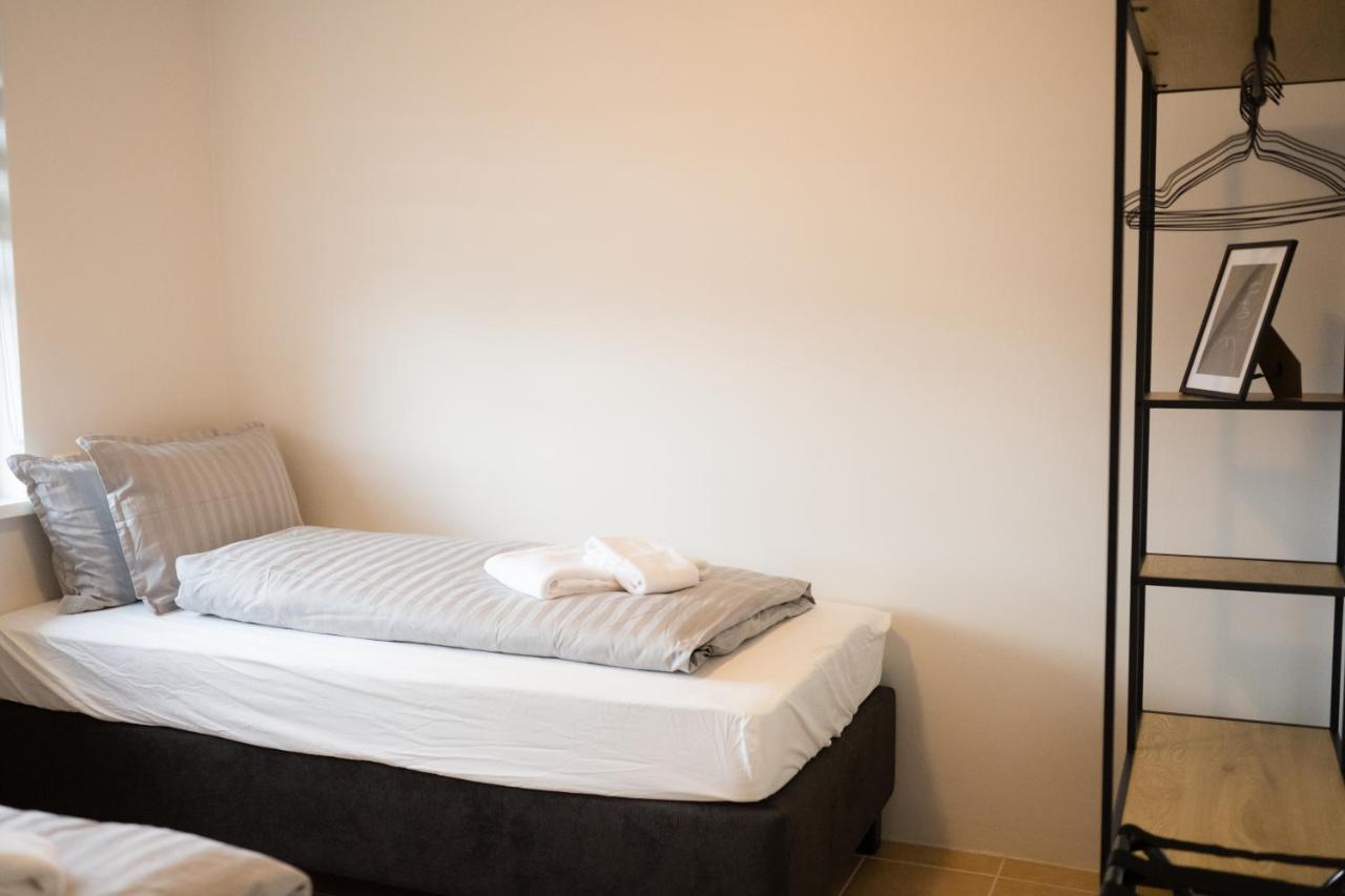 Guesthouse Helluland Kiðagil Bagian luar foto
