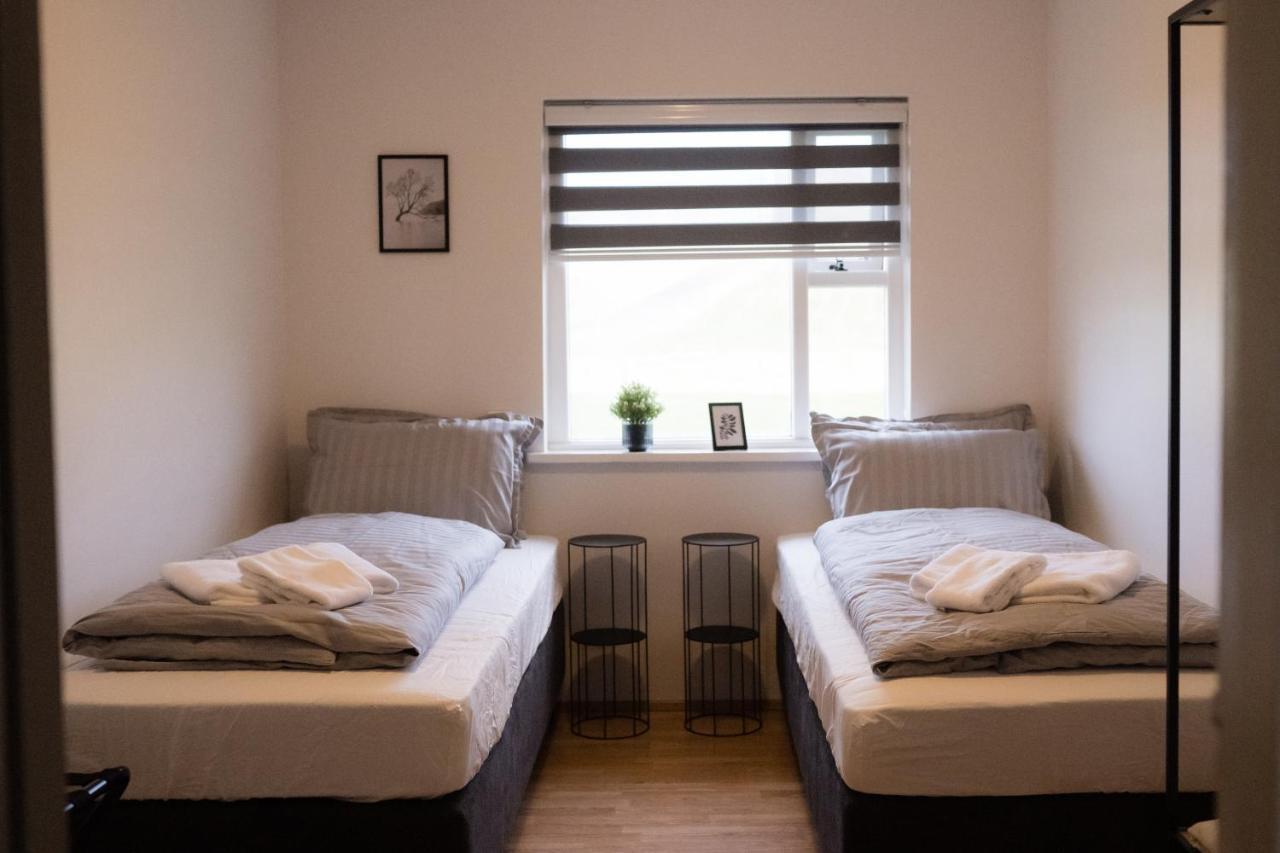 Guesthouse Helluland Kiðagil Bagian luar foto