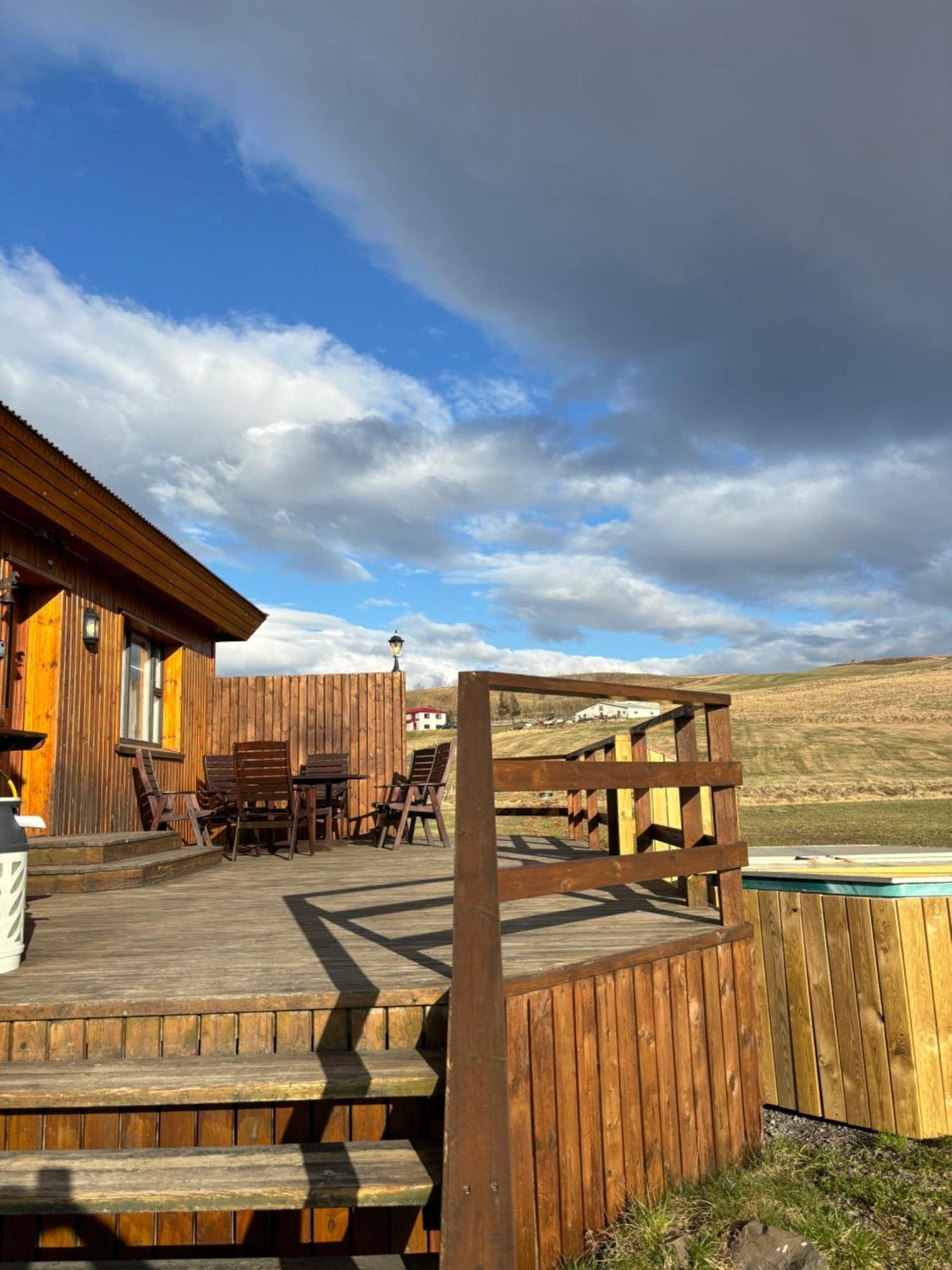 Guesthouse Helluland Kiðagil Bagian luar foto